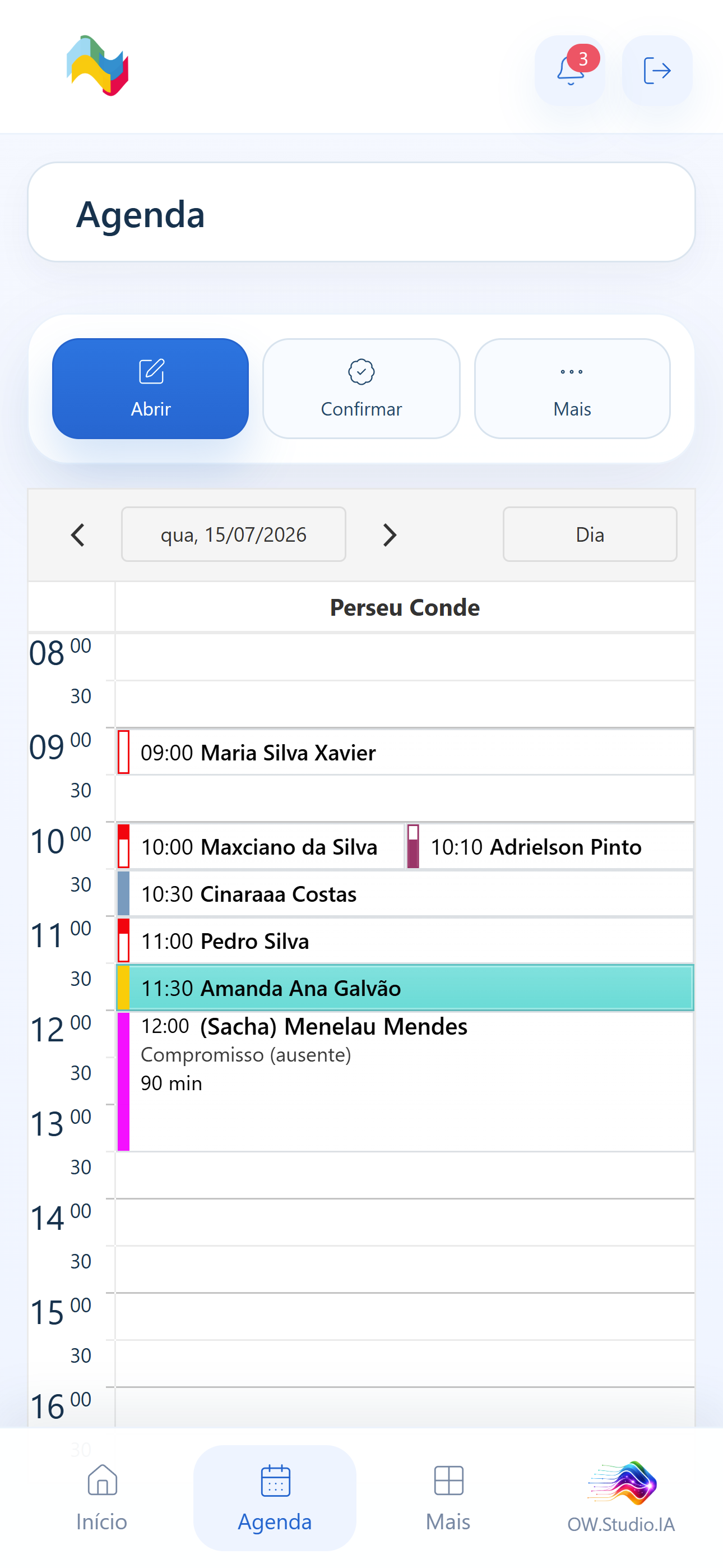 Agenda do dia do OW.Cloud aberta no celular, com ações de abrir e confirmar consulta